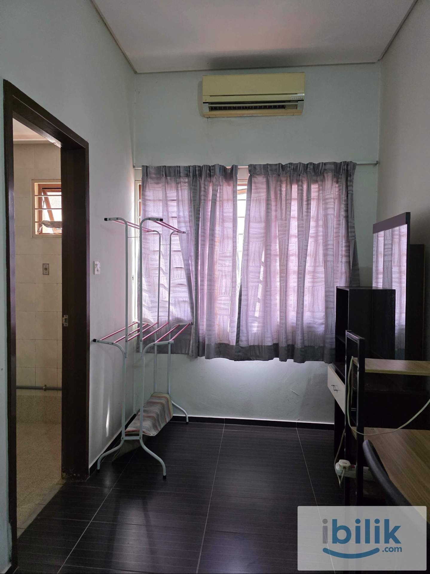 F.Furniture Middle Bedroom with AC at Sunway SPK Damansara (next to Desa Parkcity, Menjalara, LDP) - Image 9