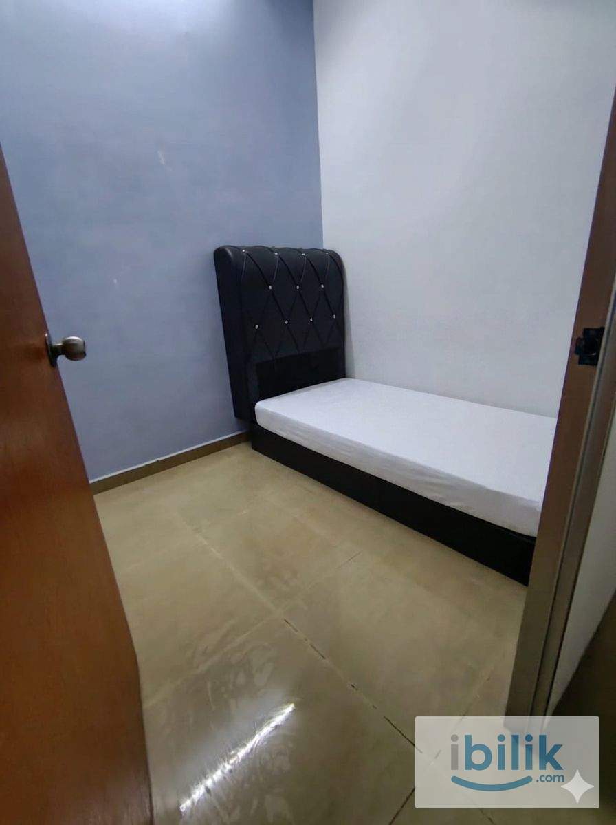 Single Room Mentari Court - Image 1
