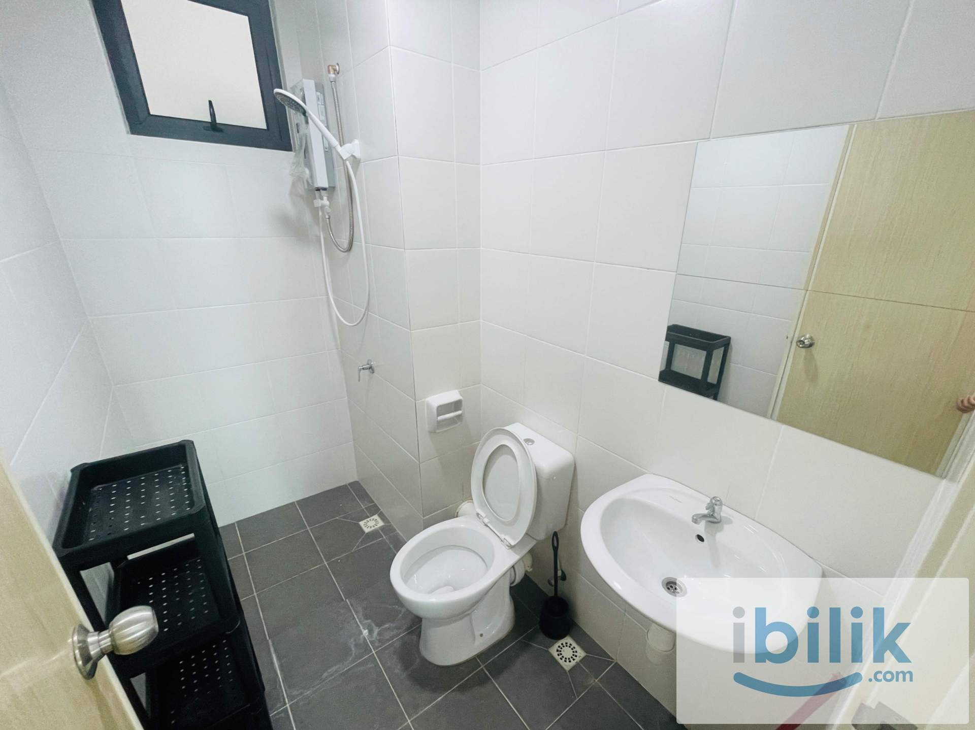 One Foresta Condo Single Bedroom, Bayan Lepas - Image 2