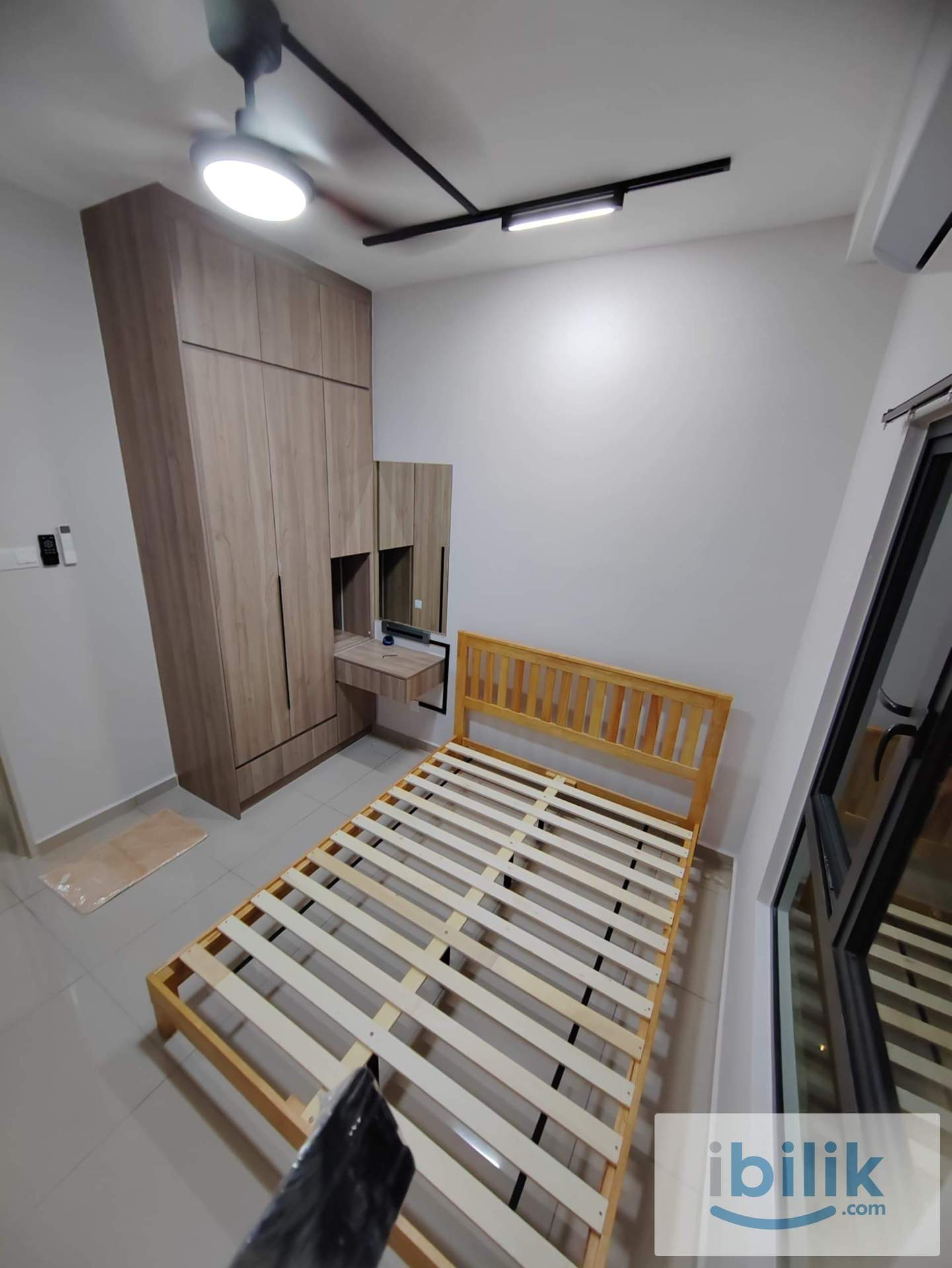 MRT Condo Metrocheras Room Available RM850 - Image 1