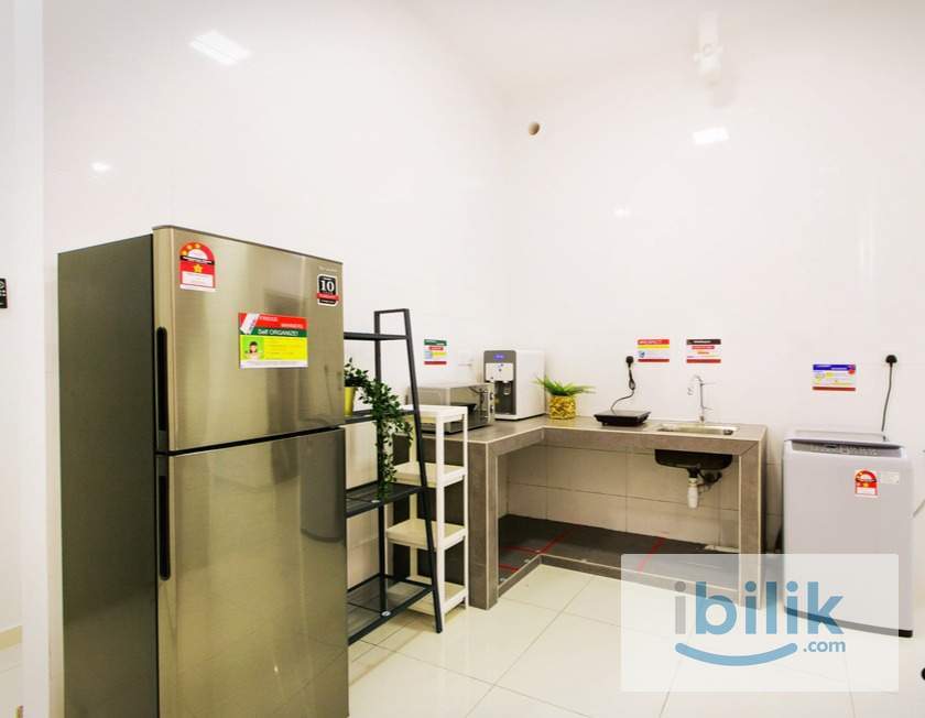 MRT Taman Connaught Walking Distance UCSI Middle Room Fully Furnished - Image 3