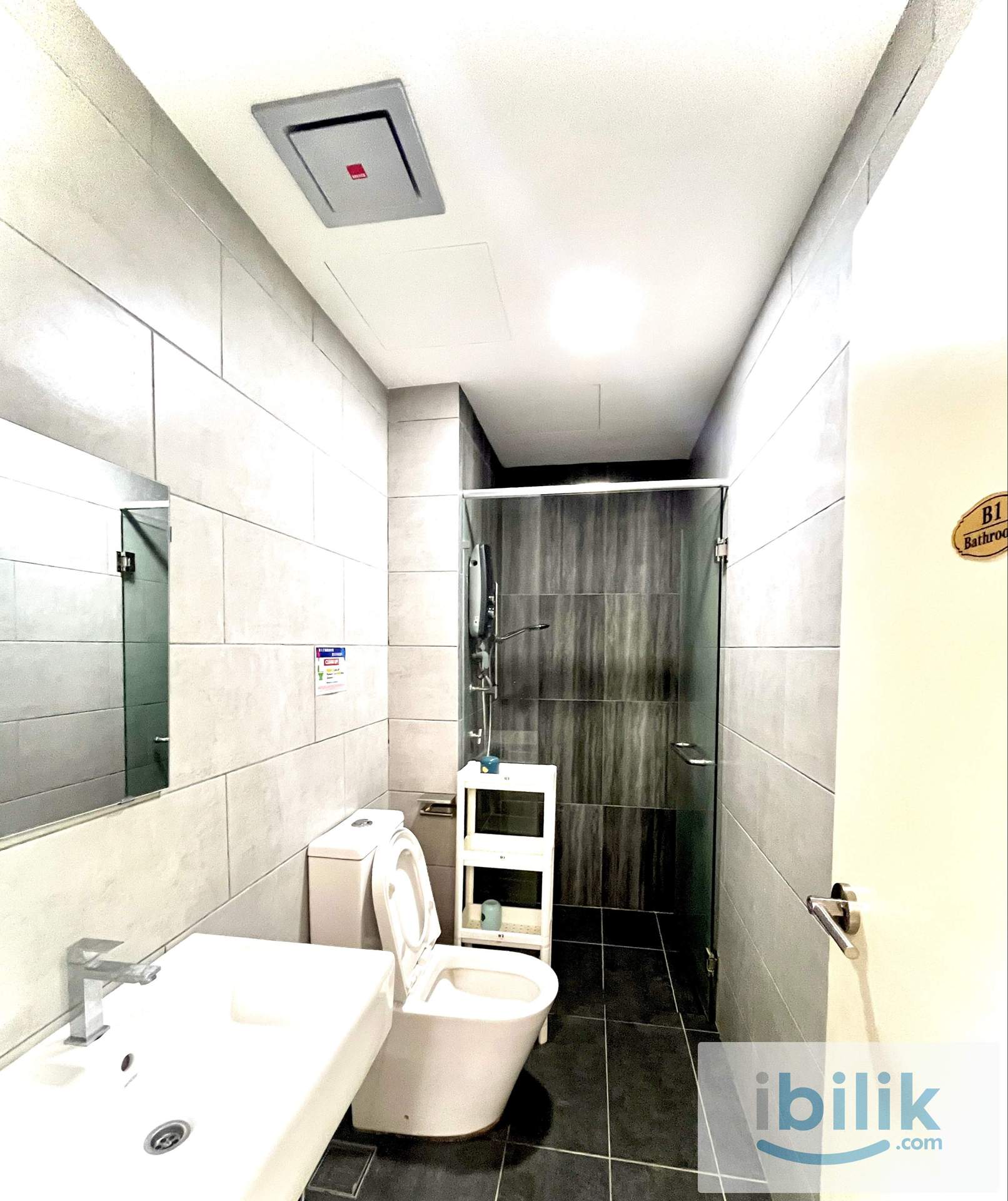  MRT Taman Putra Permai Seri Kembangan Middle Room Super Fully Furnished - Image 1