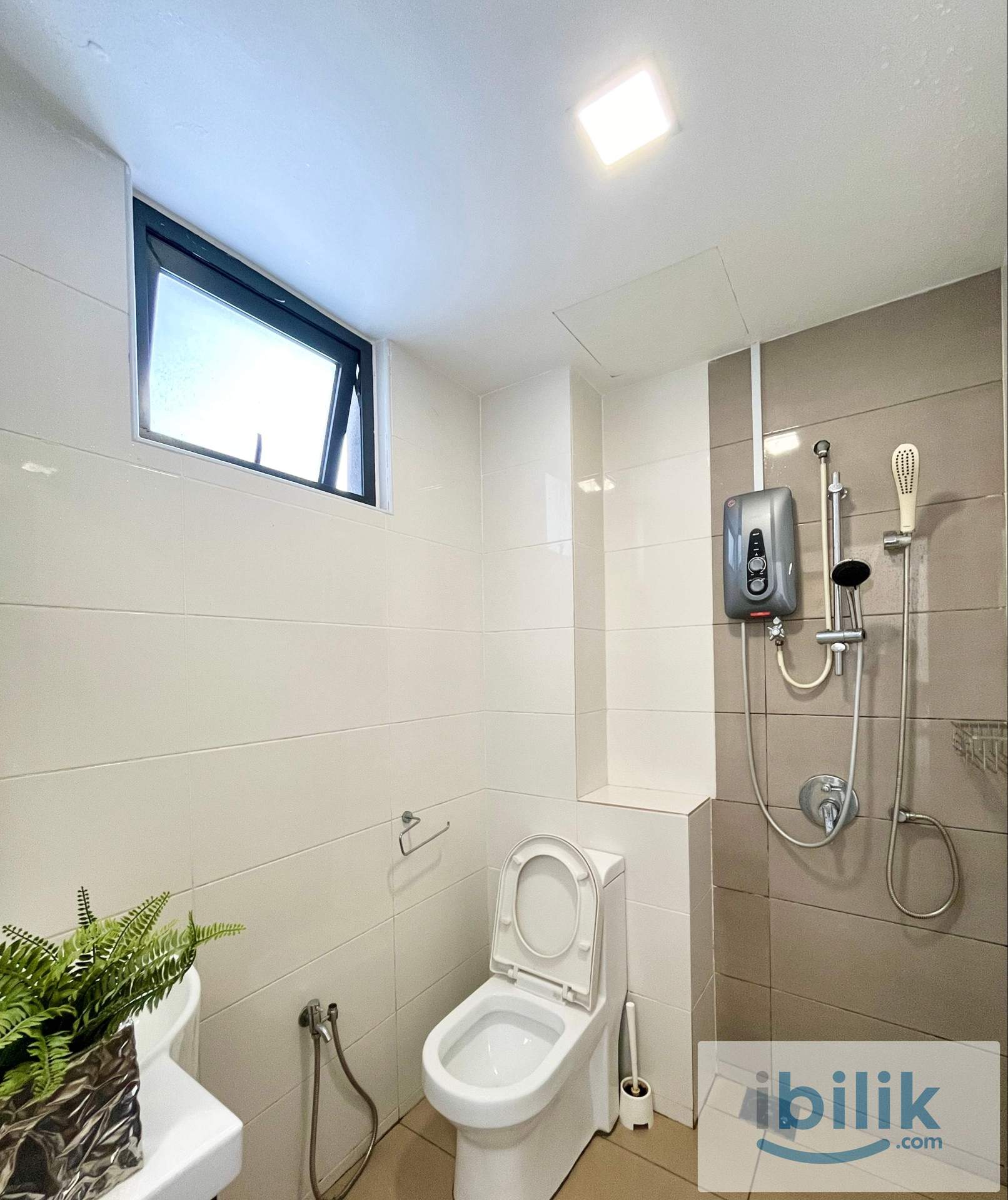 KL City Centre Bangsar MidValley KL Sentral Master Room Private Bathroom  - Image 2