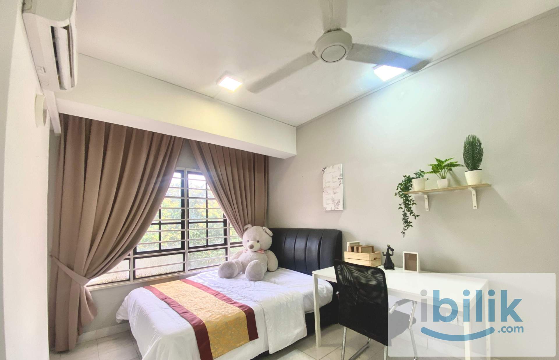 LRT Salak Selatan KL City Fully Furnished Middle Room @ Bayu Tasik - Image 1