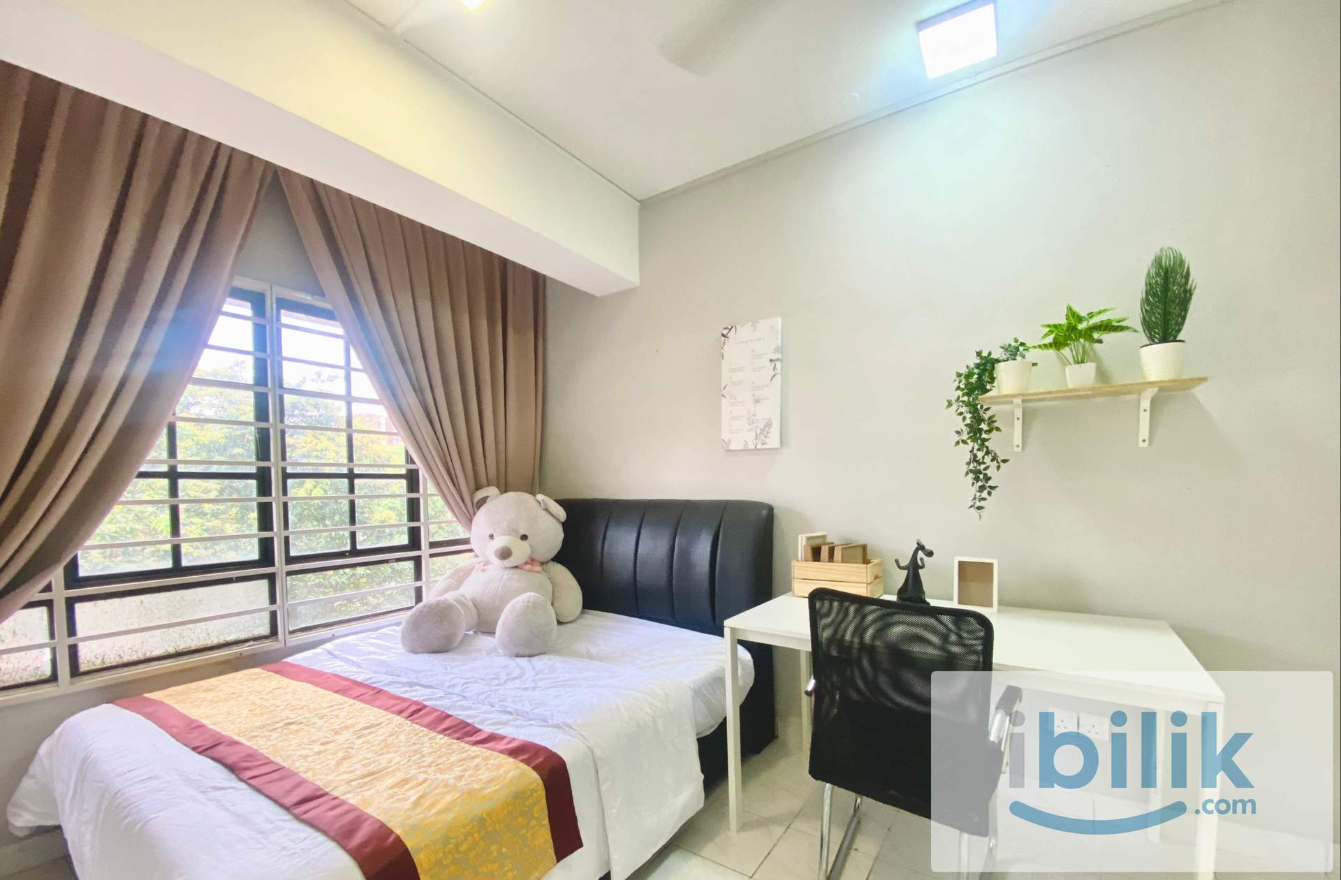 LRT Salak Selatan KL City Fully Furnished Middle Room @ Bayu Tasik - Image 2