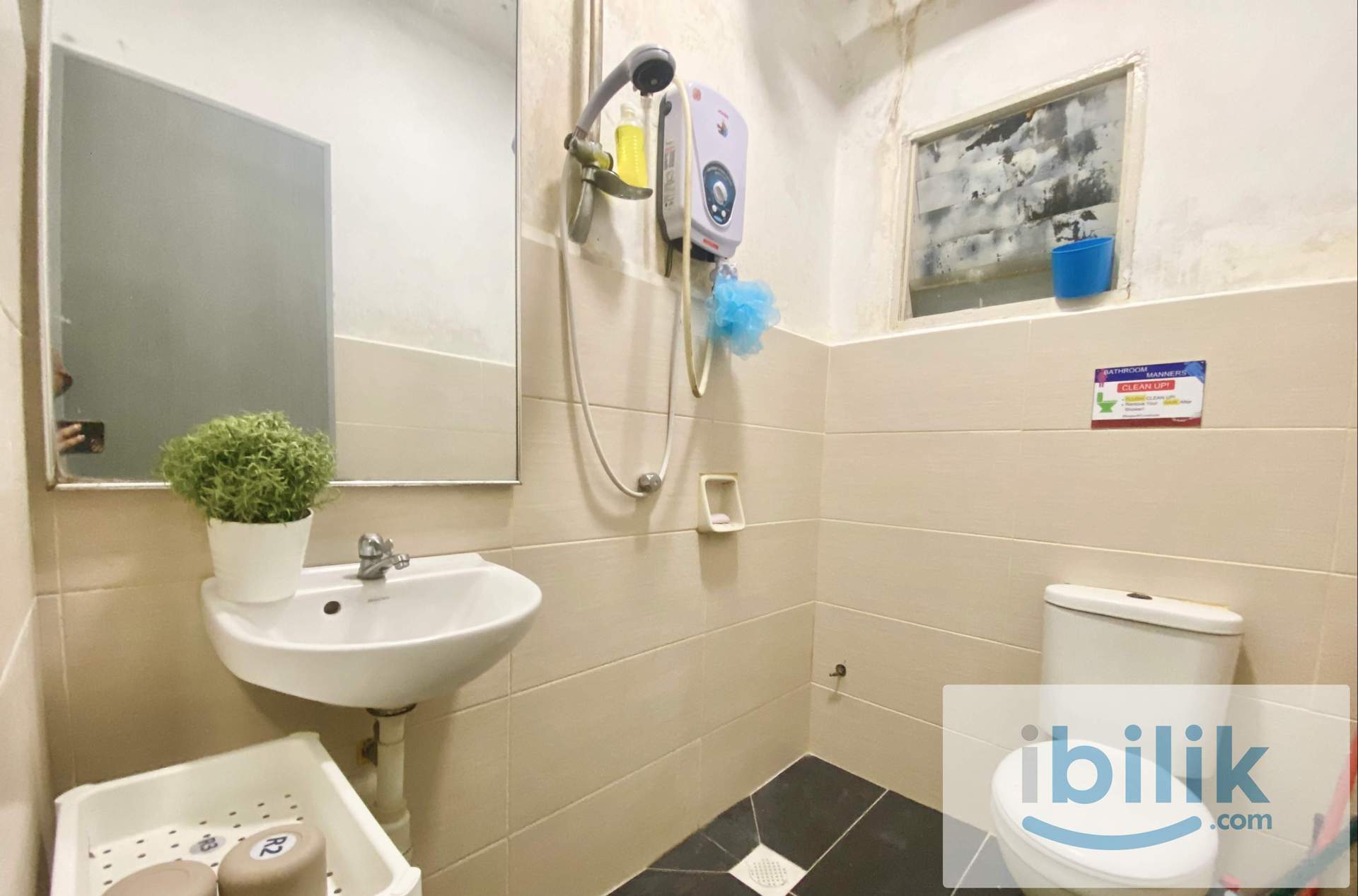 LRT Salak Selatan KL City Fully Furnished Middle Room @ Bayu Tasik - Image 5