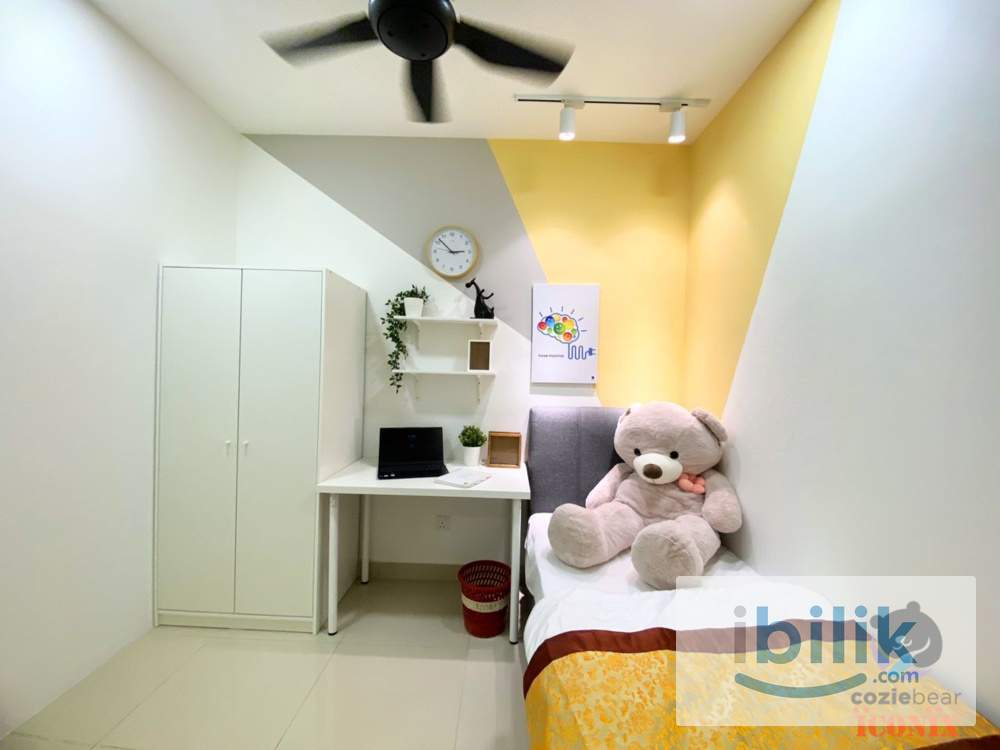LRT Ara Damansara Middle Room for Rent at AraTre Residences  - Image 2