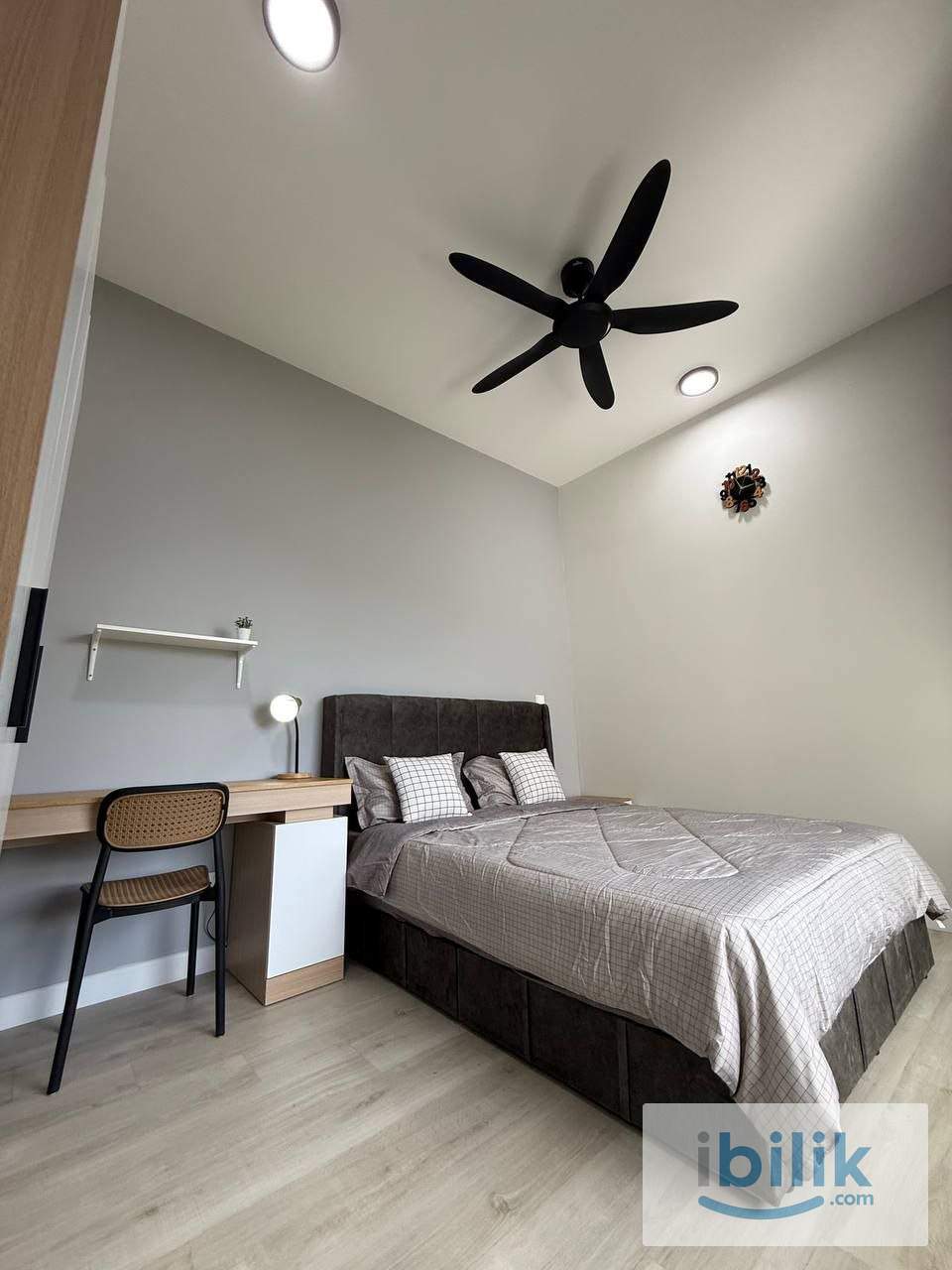 Cozy Master Bedroom For Rent - Right Beside LRT Sri Rampai  - Image 5