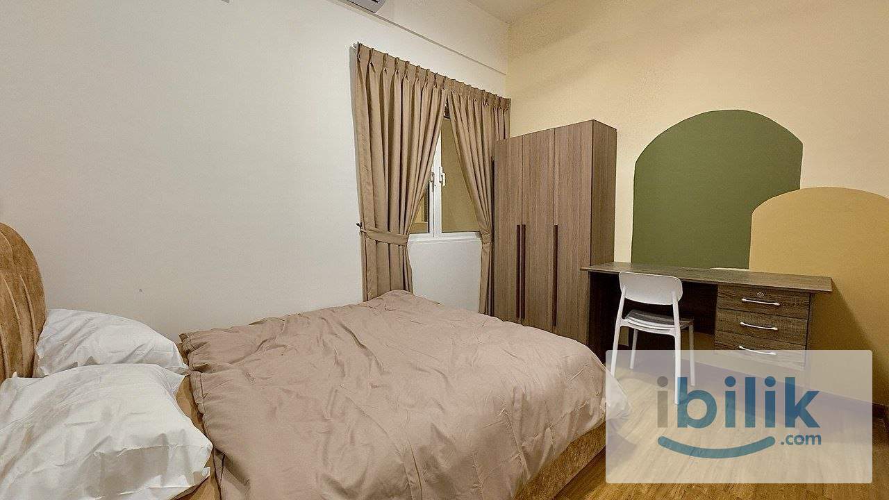 Medium Room - Image 1