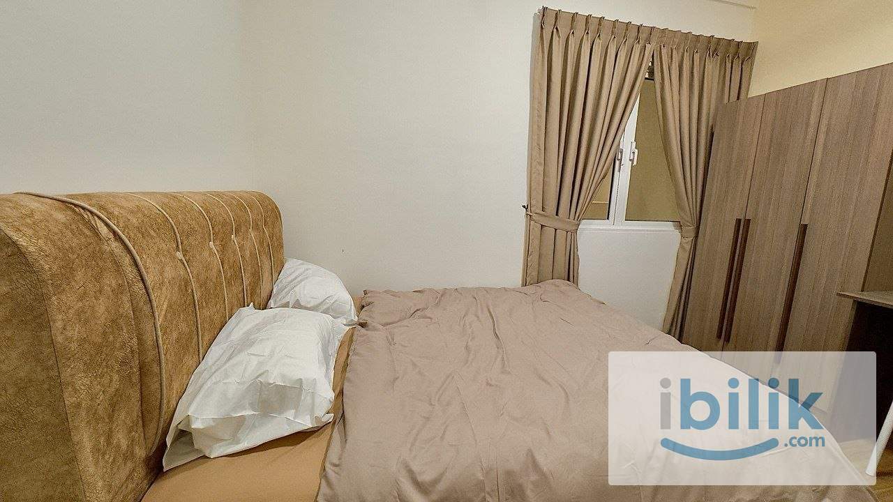 Medium Room - Image 6