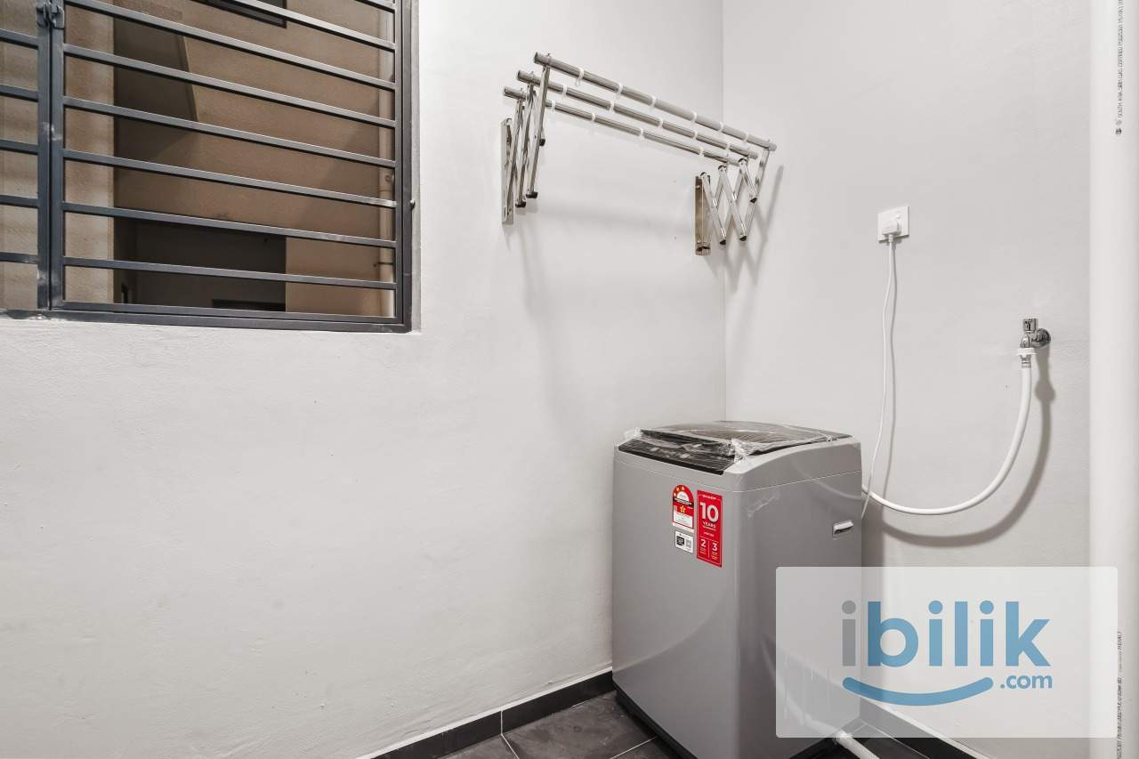 Comfortable and fully furnished room suitable for male tenants @ THE HIPSTER - Image 6