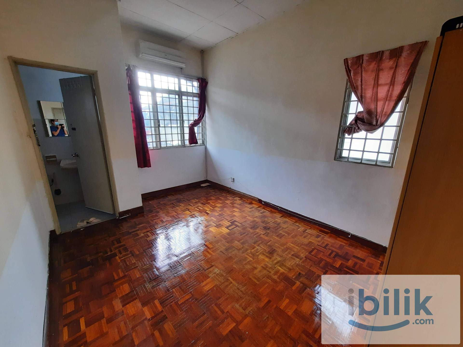 BU2 Middle Room - Image 1