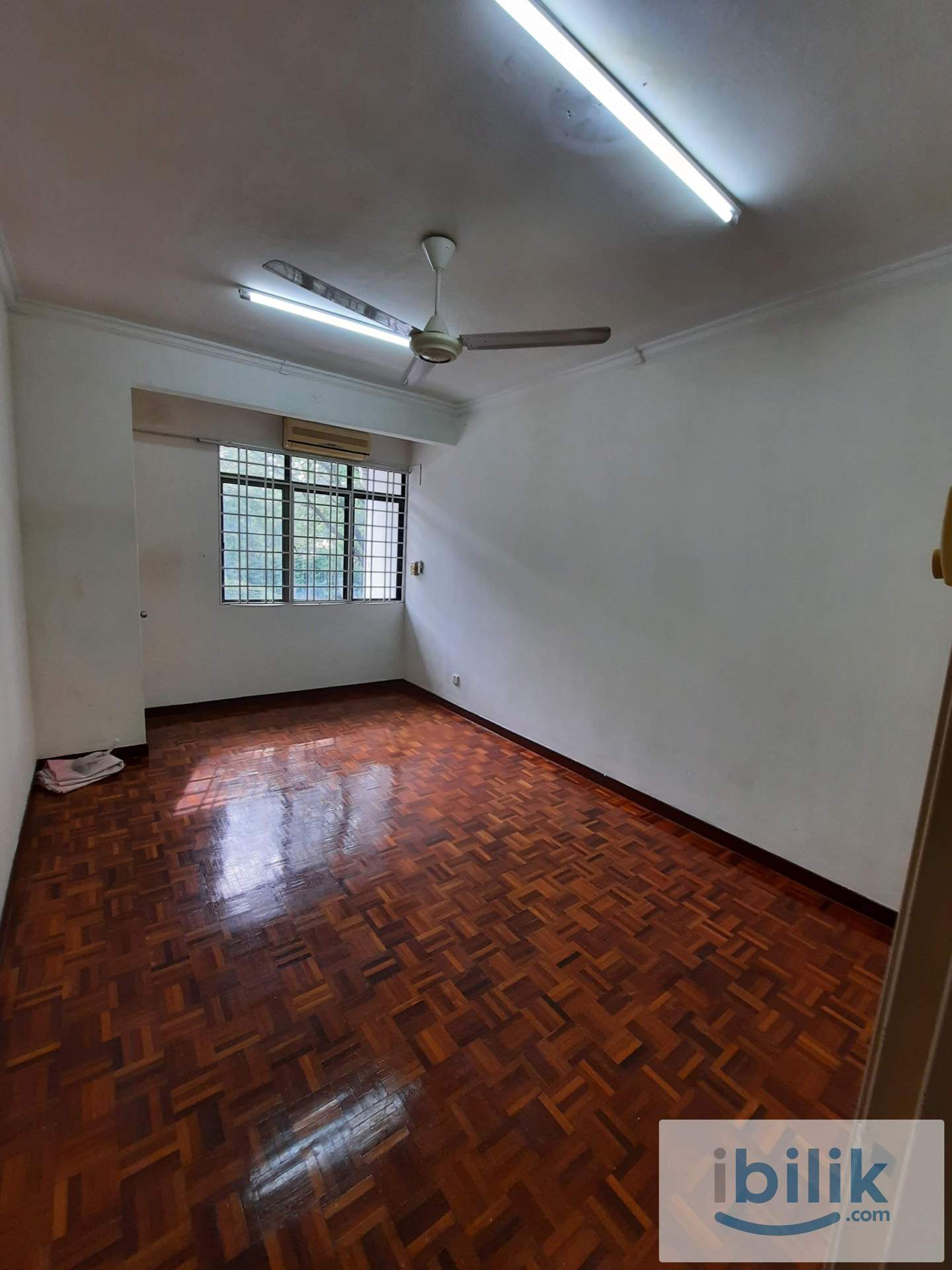 BU2 Middle Room - Image 2