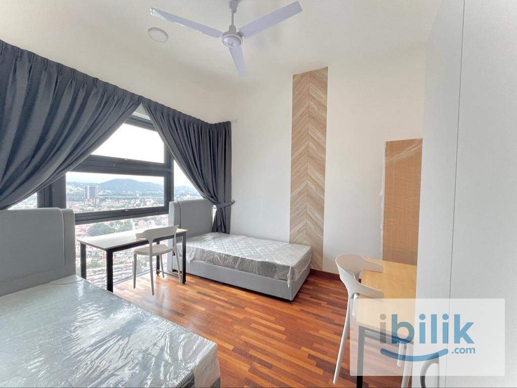 PACIFIC STAR | MASTER ROOM FOR RENT | FULLY DESIGNER FURNISHED | CORNER UNIT 1242SQFT | UM STUDENT  / WORKING ADULT - Image 2