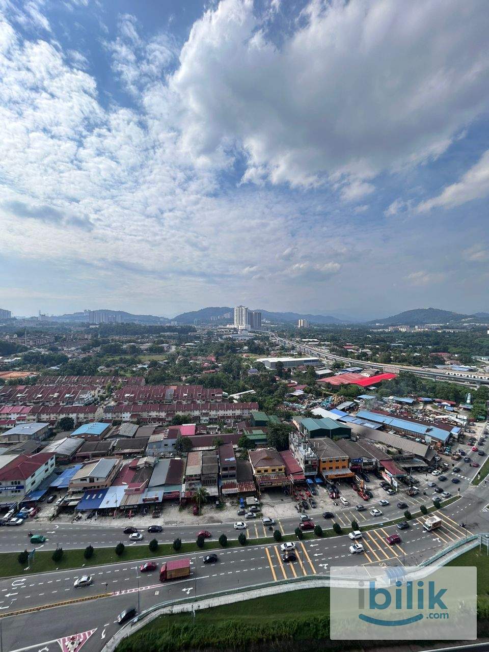 Netizen Residence, Medium Room, All Female Unit, Fully Furnished, FOC Utilities, MRT Link Bridge - Image 6