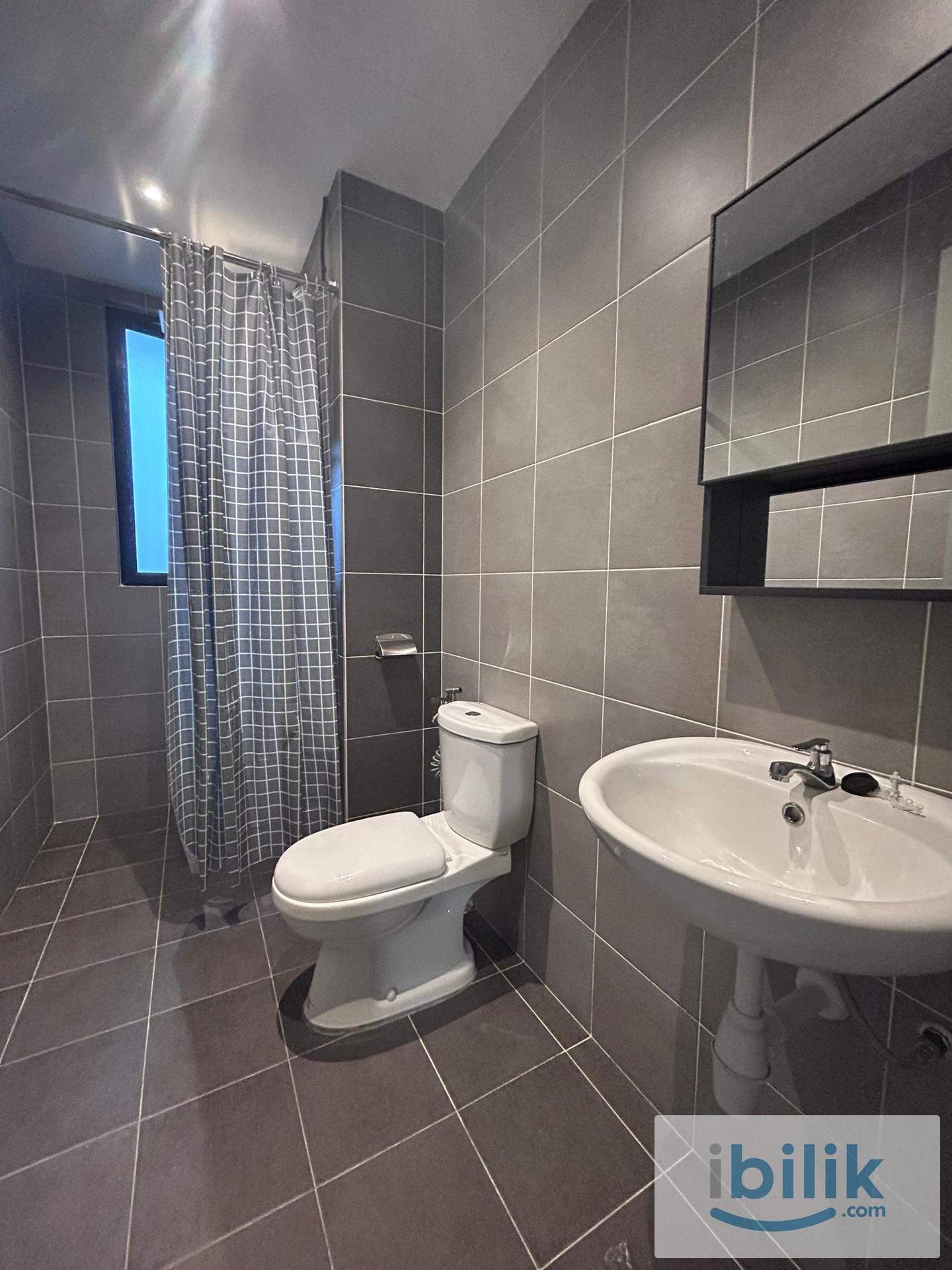 Netizen Residence, Medium Room, All Female Unit, Fully Furnished, FOC Utilities, MRT Link Bridge - Image 5