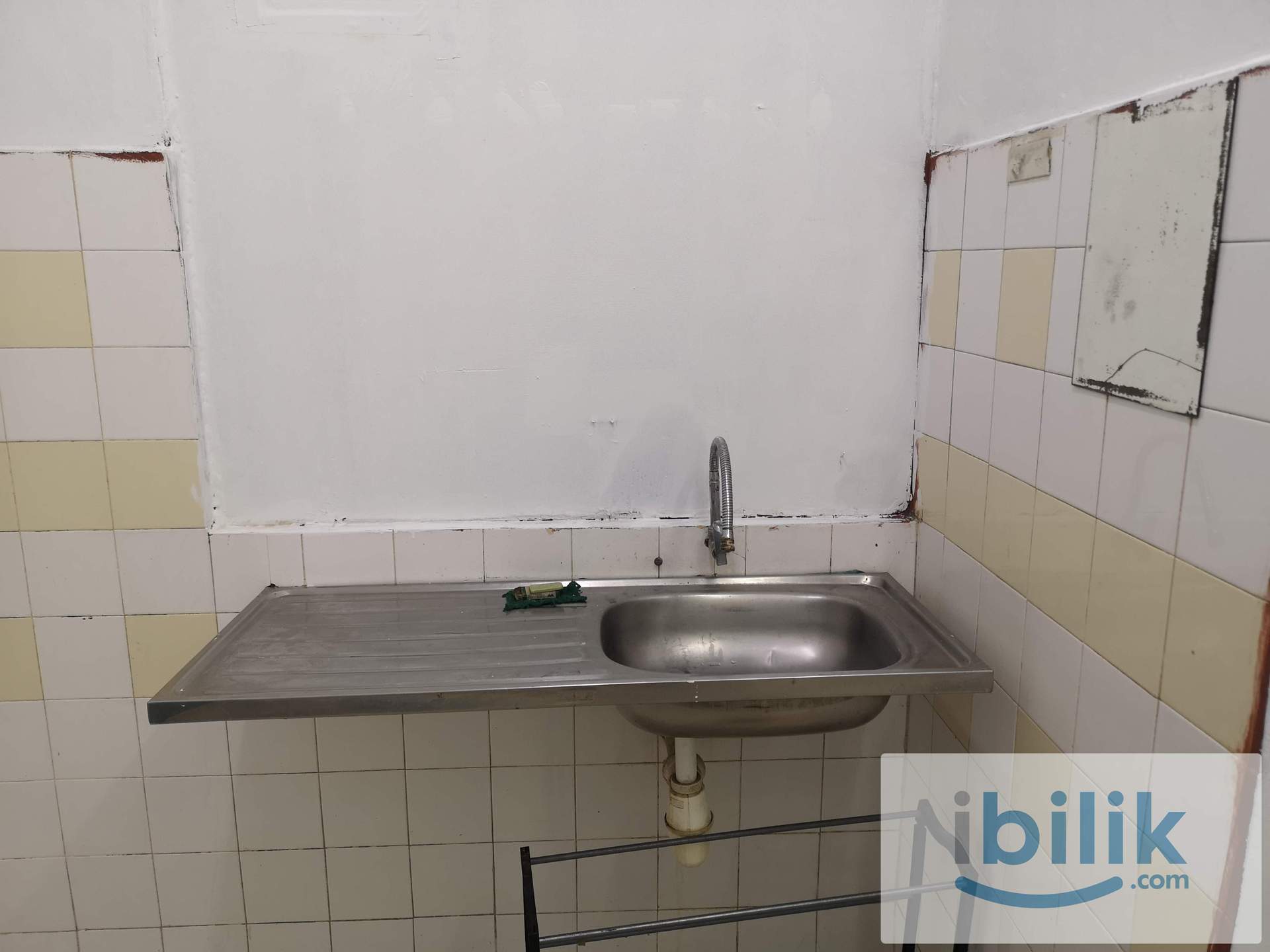Cozy Studio Apartment for Rent - Image 7