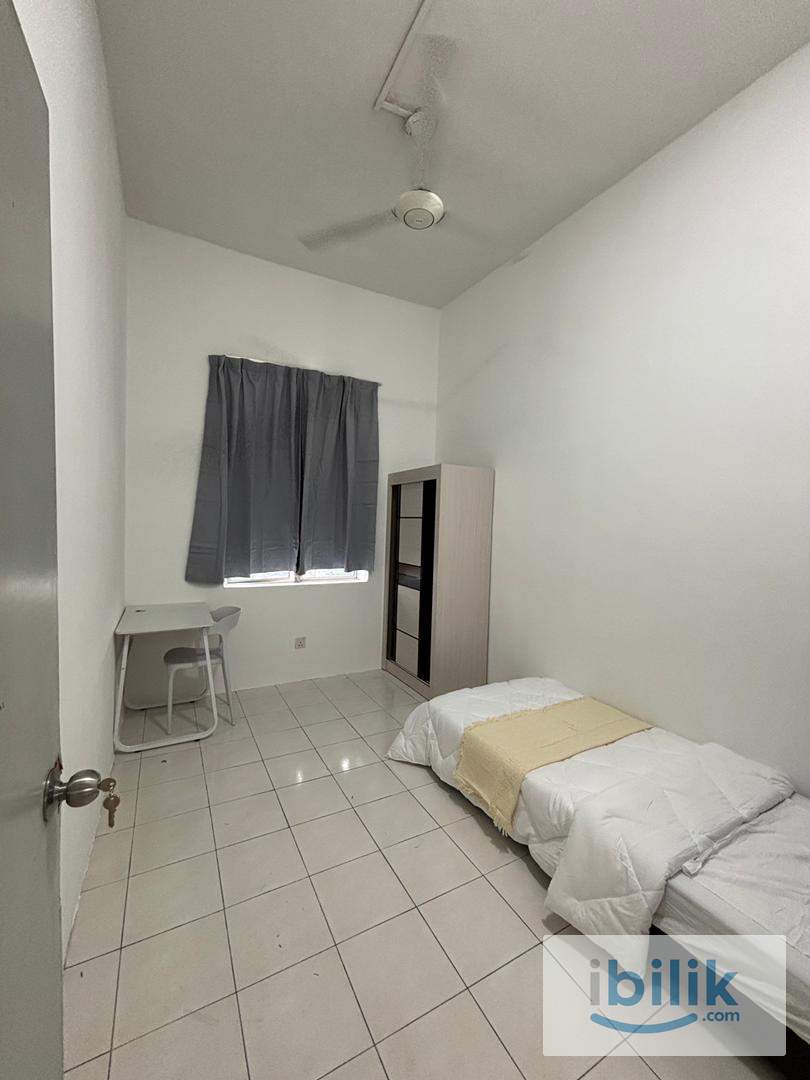 Cozy room in angkasa condo - Image 1