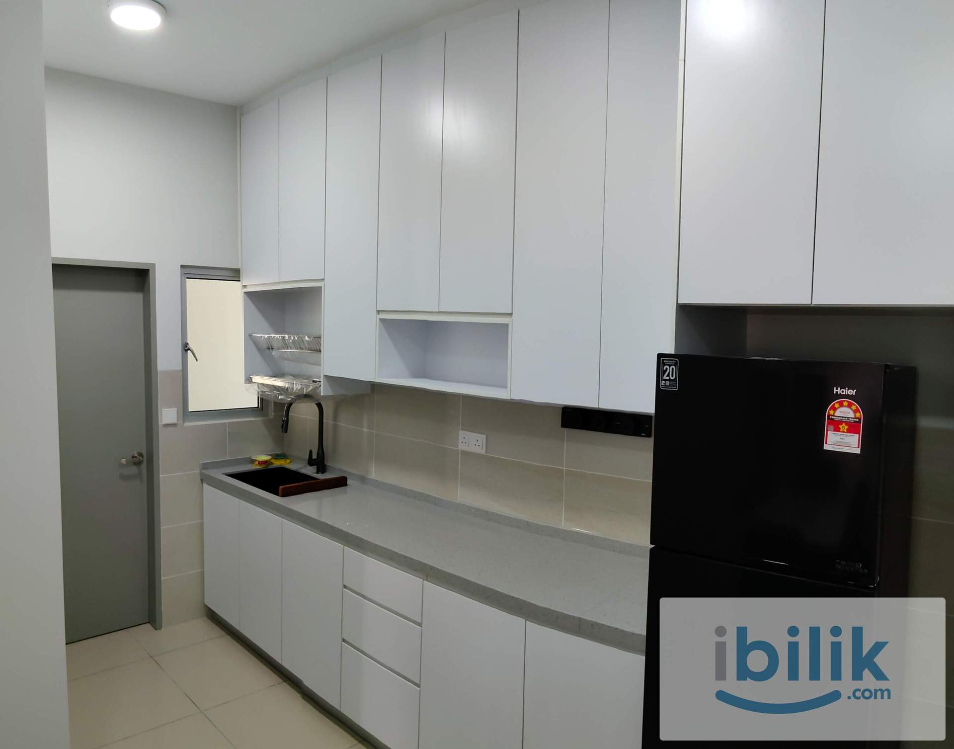 [Fully Furnished] Master Bedroom For Rent - Image 3