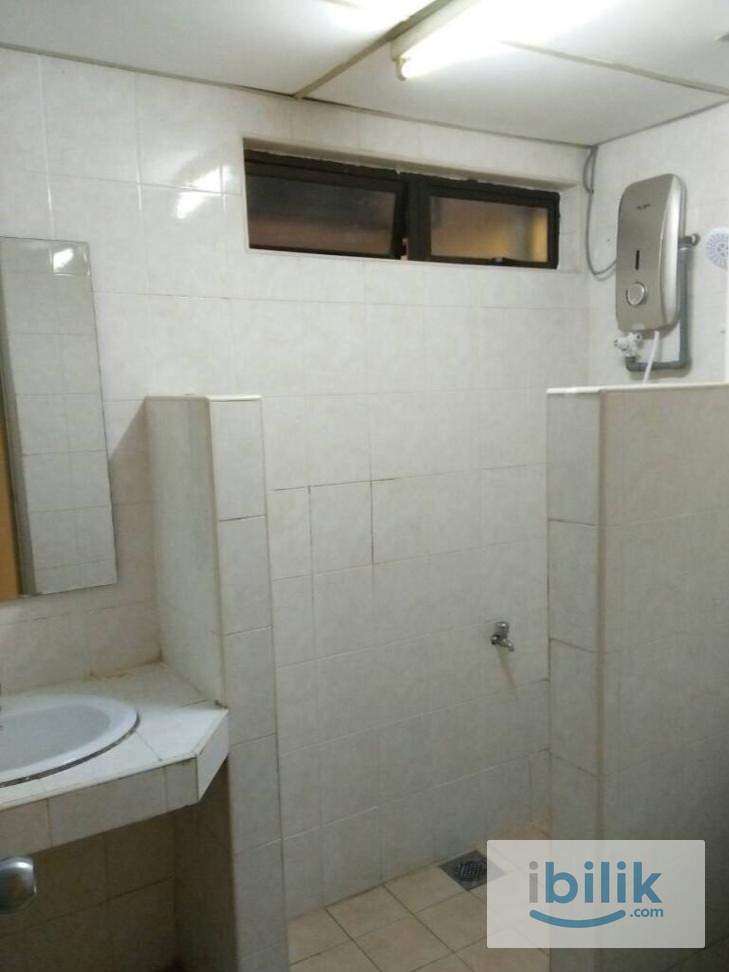 Middle Room - Casa Damansara 2 - SS2 PJ- Damansara Intan-Tropicana City Mall - Image 5