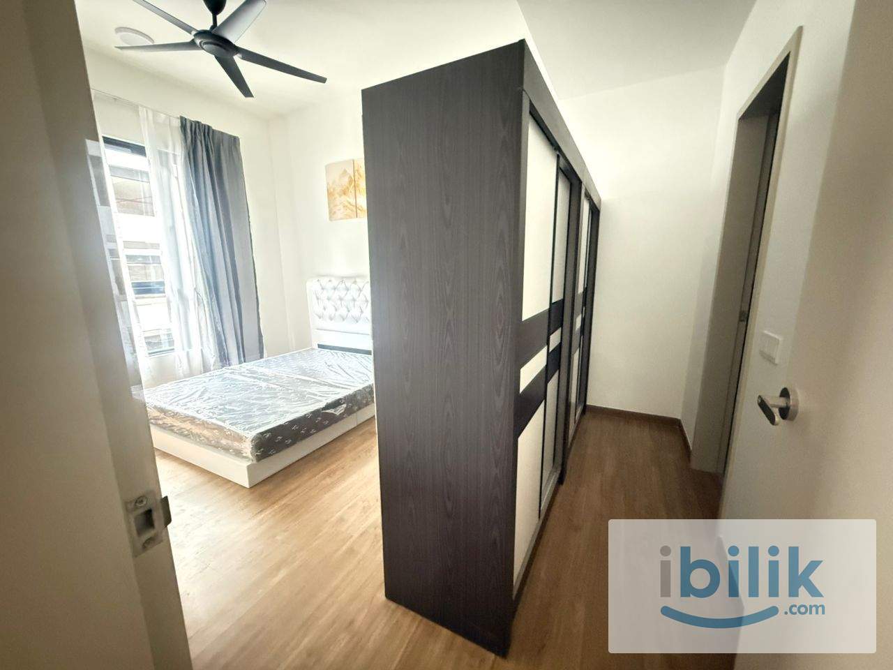 New Conditions👍 Master Queen bedroom with bathroom at Residensi Ava @ Kepong/ Kiara Bay - Image 1