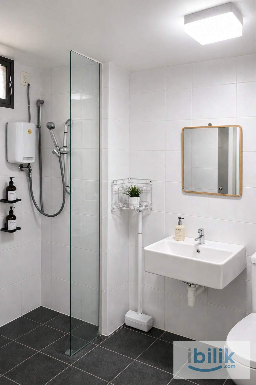 Premium Master Room @ Unipark | Walk to KLUST/IUKL | Near UNITEN & IOI City Mall - Image 2