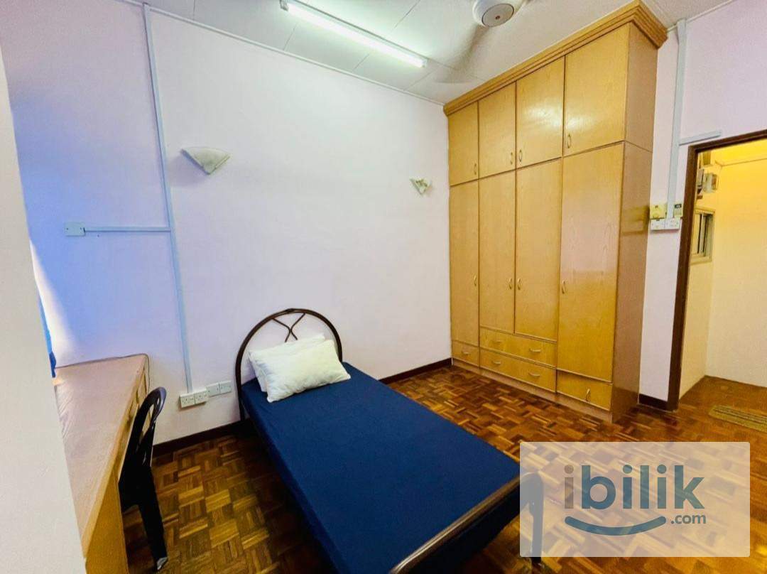 🌟💰 Budget-Friendly Room Near Bandar Utama Clean & Safe - Image 1