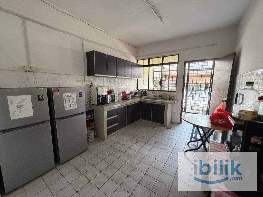😍🏠 Big & Cozy Room @ Bandar Utama | Fully/Partial Furnished | Ready to Move - Image 4
