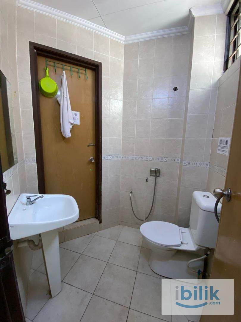 🔥🛏️ Large Master Room For Rent | Near Amenities 🛒 | From RM 780 - Image 4
