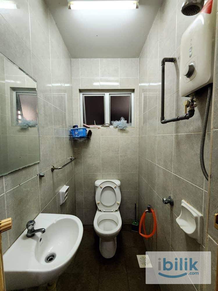 🌟🌙 Raya Deal ! Spacious Room in Kota Kemuning Furnished + WiFi - Image 3