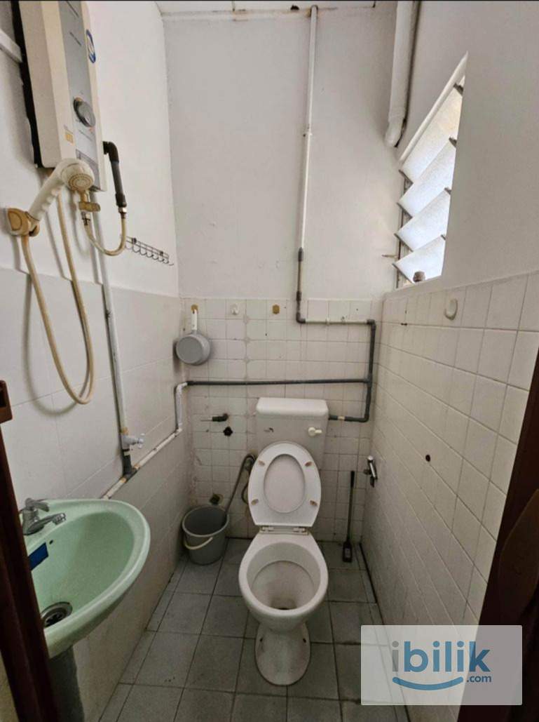 🌟 Well-Maintained Rooms in Damansara Jaya | Ready Anytime - Image 2