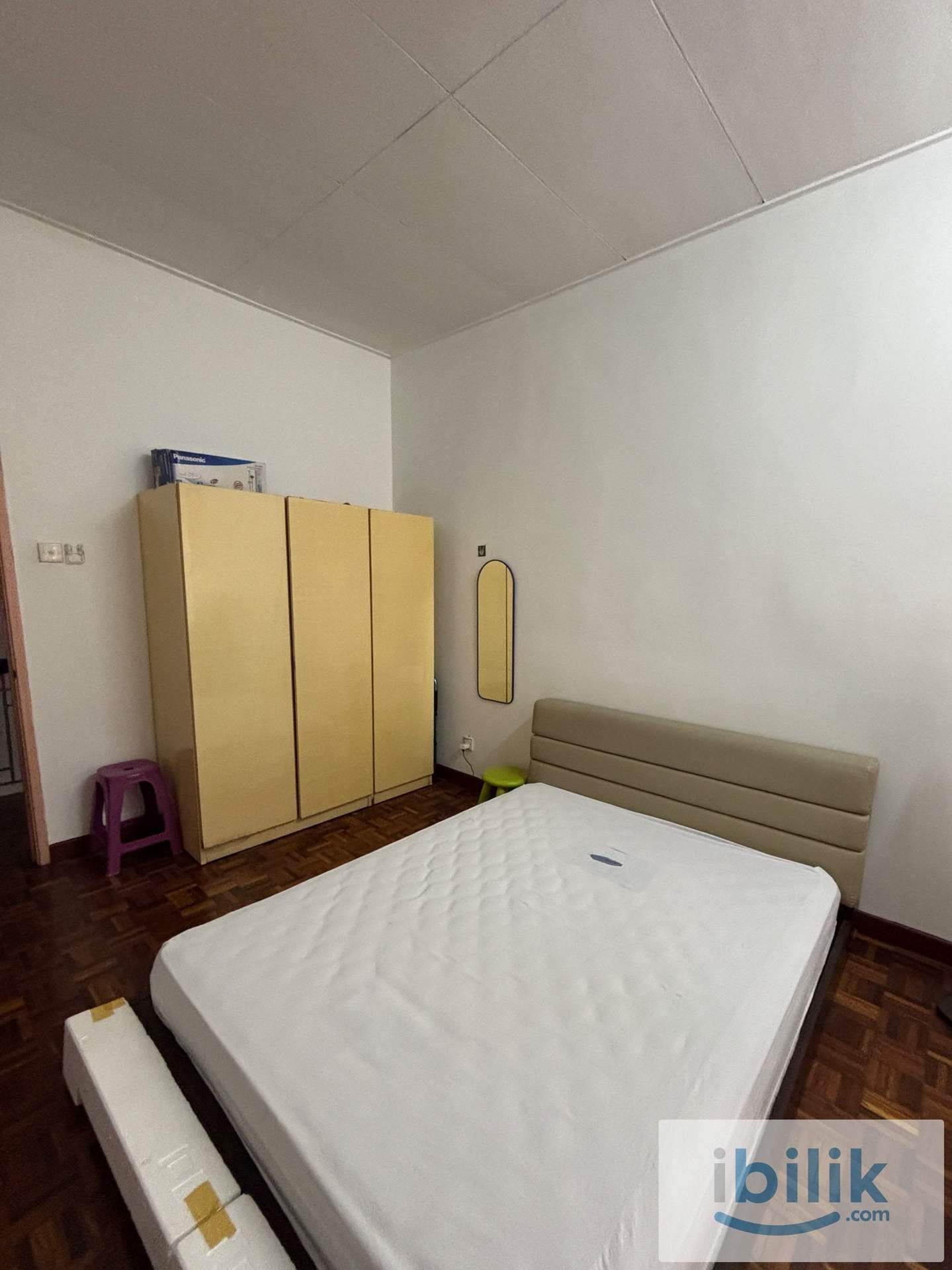 Room for Rent - Near Atria, Damansara Jaya - Image 1