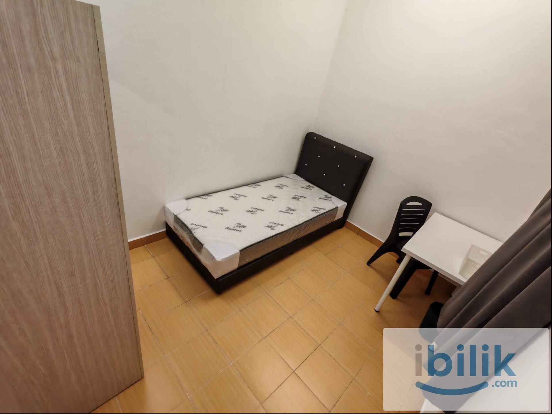 TARUMT Middle Bedroom. Free WiFi electricity  - Image 1