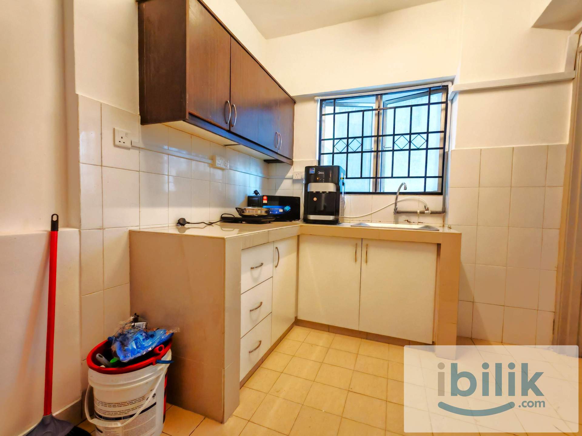 KL Cheras Studio with two bedrooms. Nearby LRT MRT. Free WiFi  - Image 2