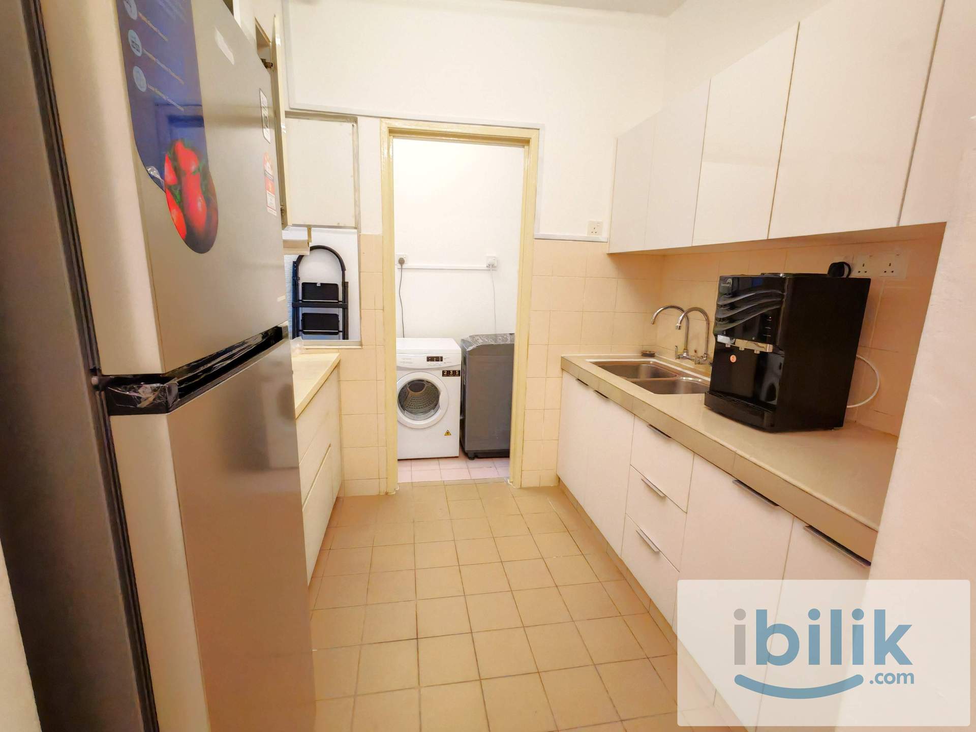 Ara Damansara Master Bedroom with Private Bathroom. Nearby LRT. Free WiFi electricity  - Image 2