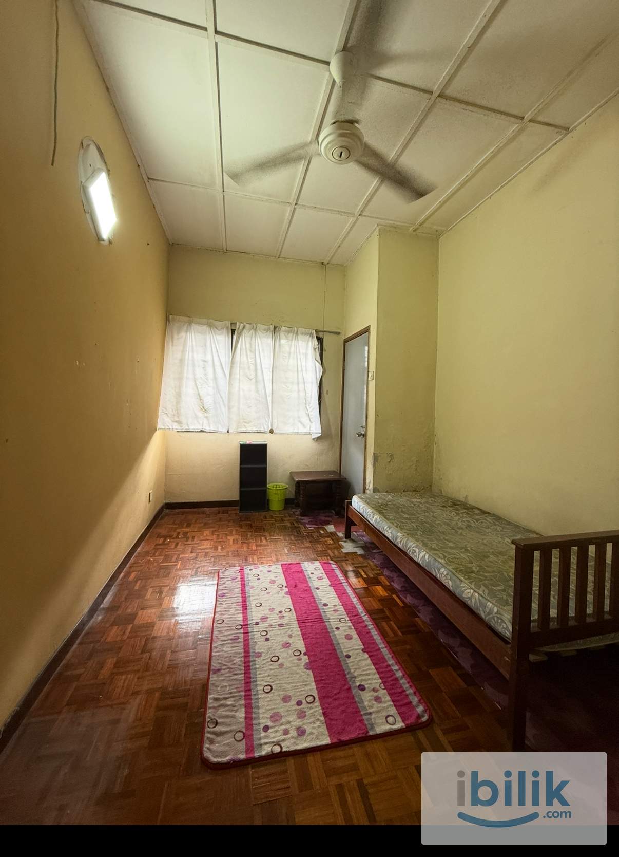 Single Room - Image 5