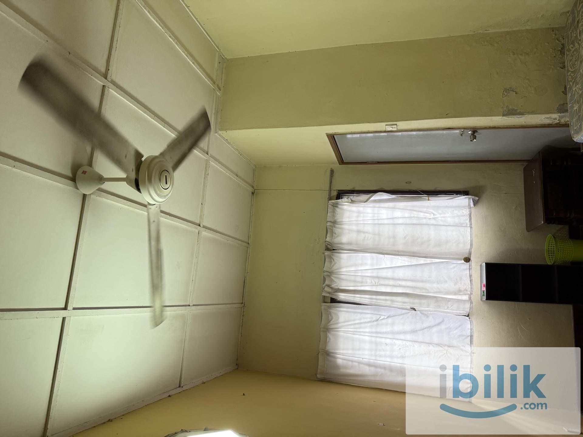 Single Room - Image 2