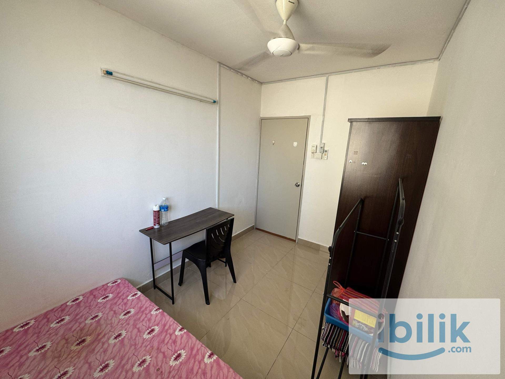 Single Room For Rent with Air cond and Wifi in Sri saujana Georgetown  - Image 5