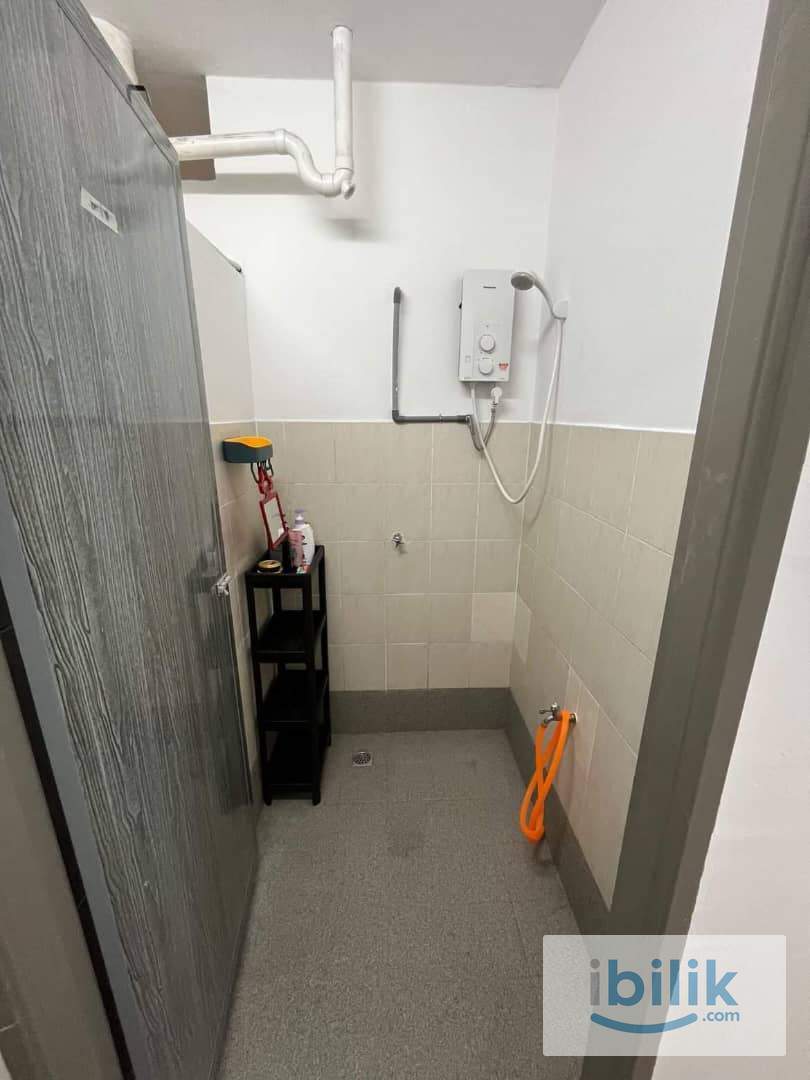 Female Double Room For Rent in Georgetown Sri Saujana  - Image 2
