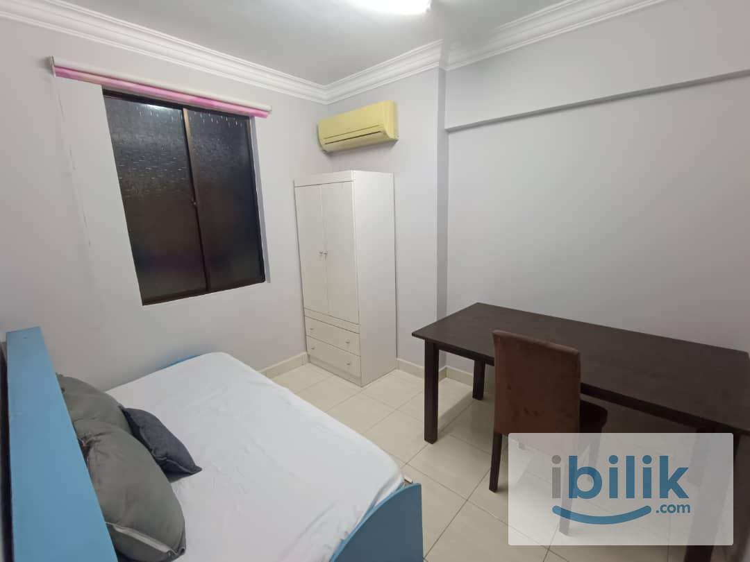 Single Bed with Air cond and Wifi in Serina Bay Condominium Jelutong Penang  - Image 6