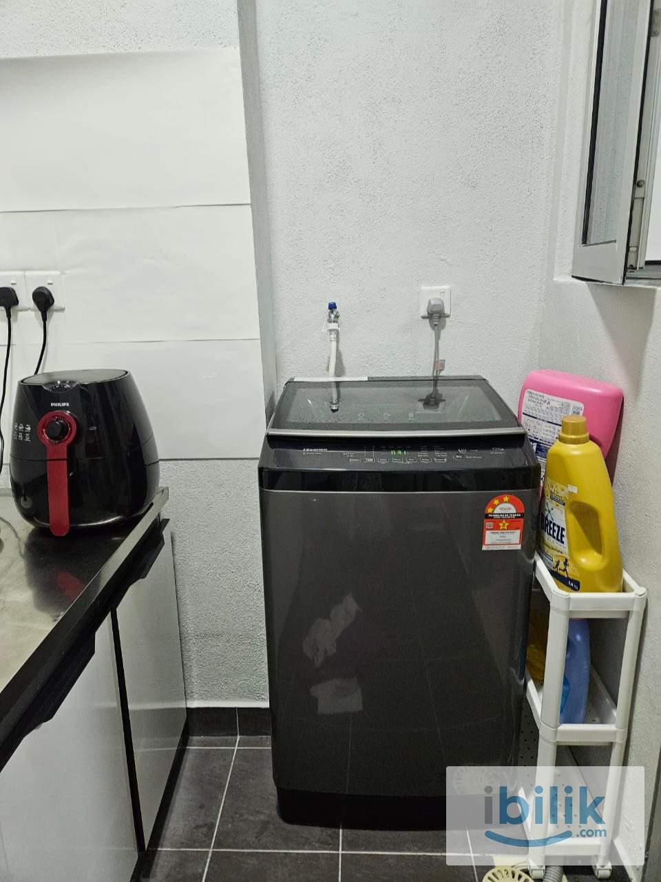 LBS Skylake Residence Medium Room with aircond - FEMALE ONLY - Image 5
