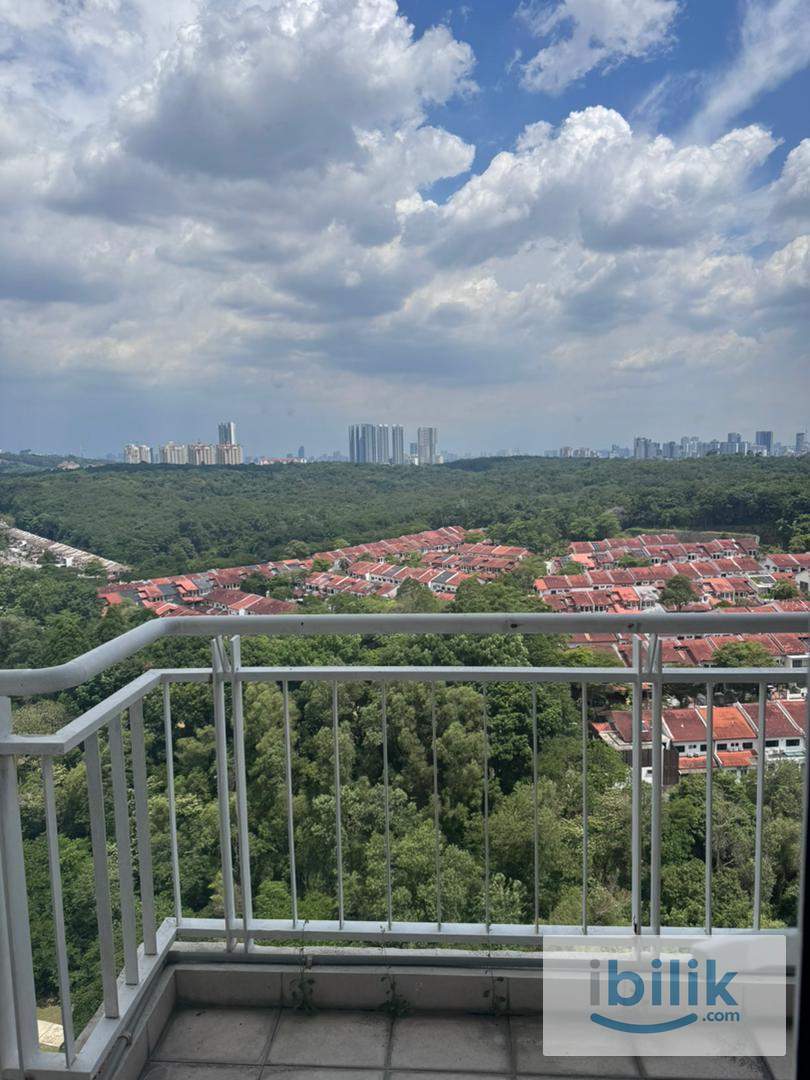 Single Room with balcony at Cova Suites, Kota Damansara - Image 1