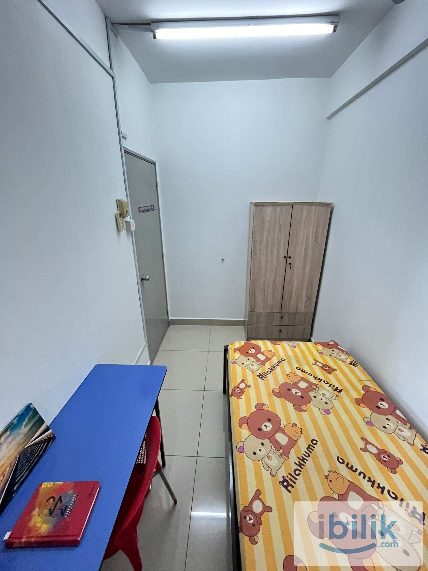 Female unit with all utilities Small Room Casa Residenza - Image 2
