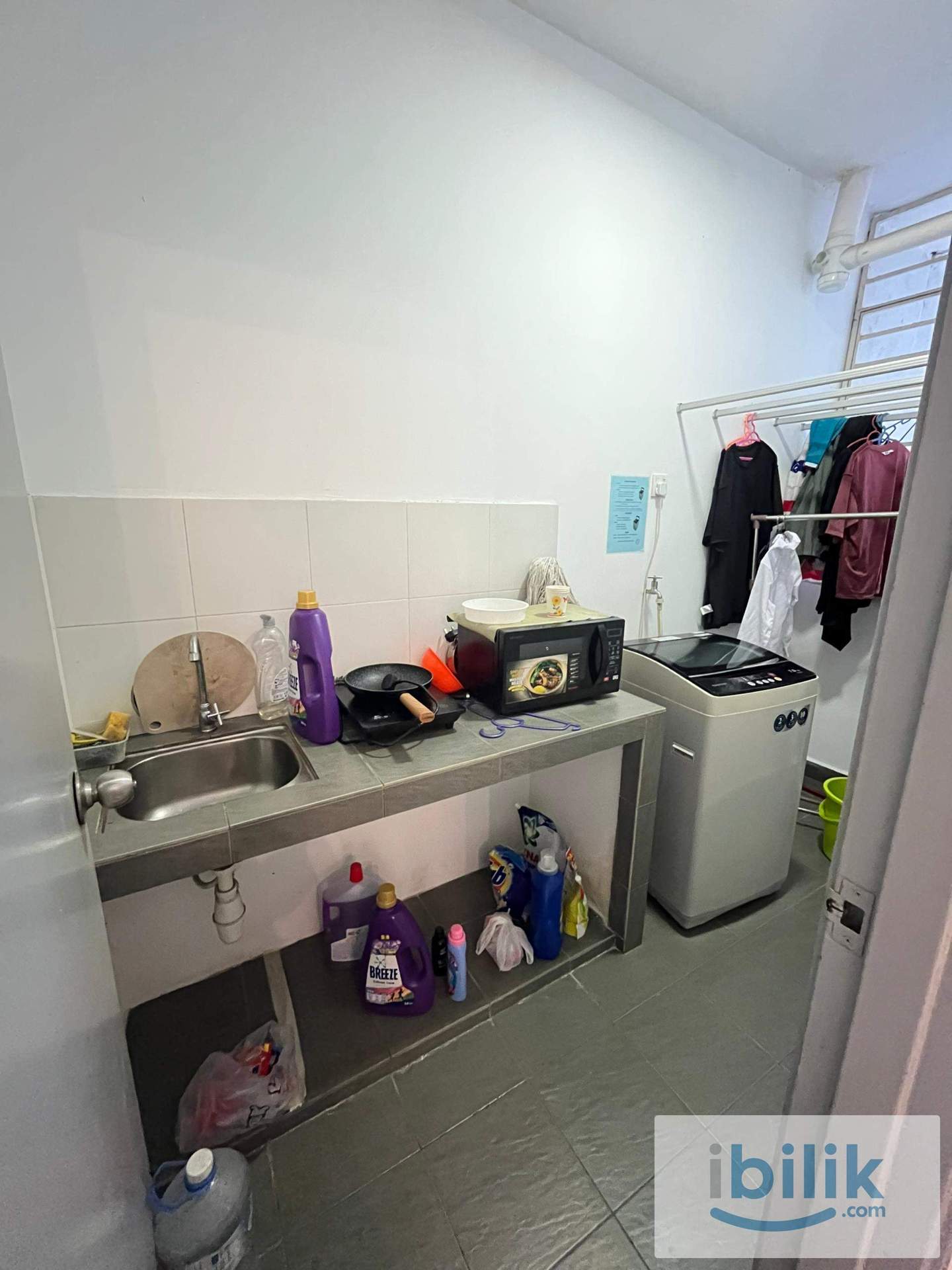 Medium Room For Male Unit Kota Damansara - Image 4