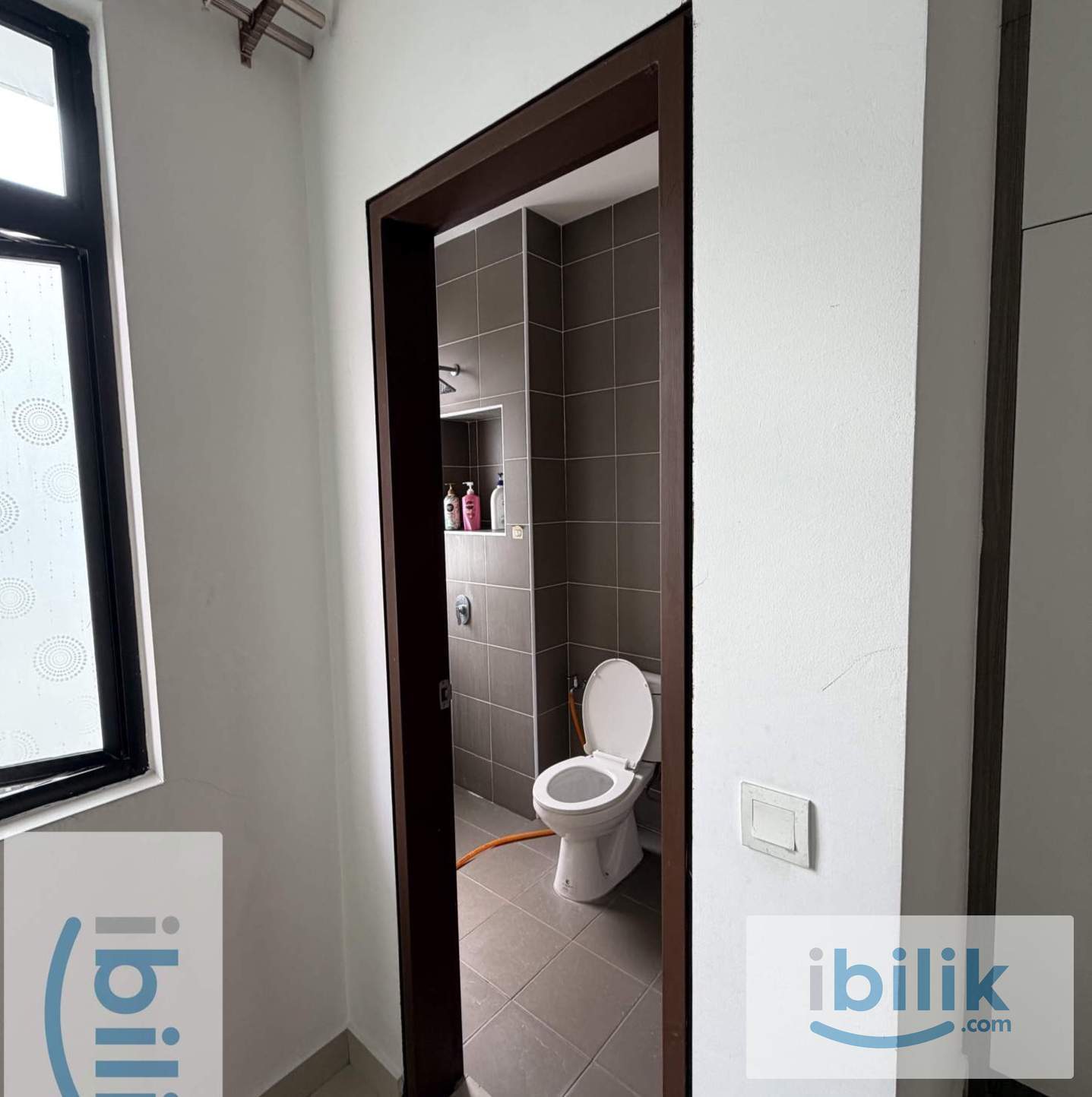 Furnished Room for Rent-Convenient Location,Utilities Included - Image 2