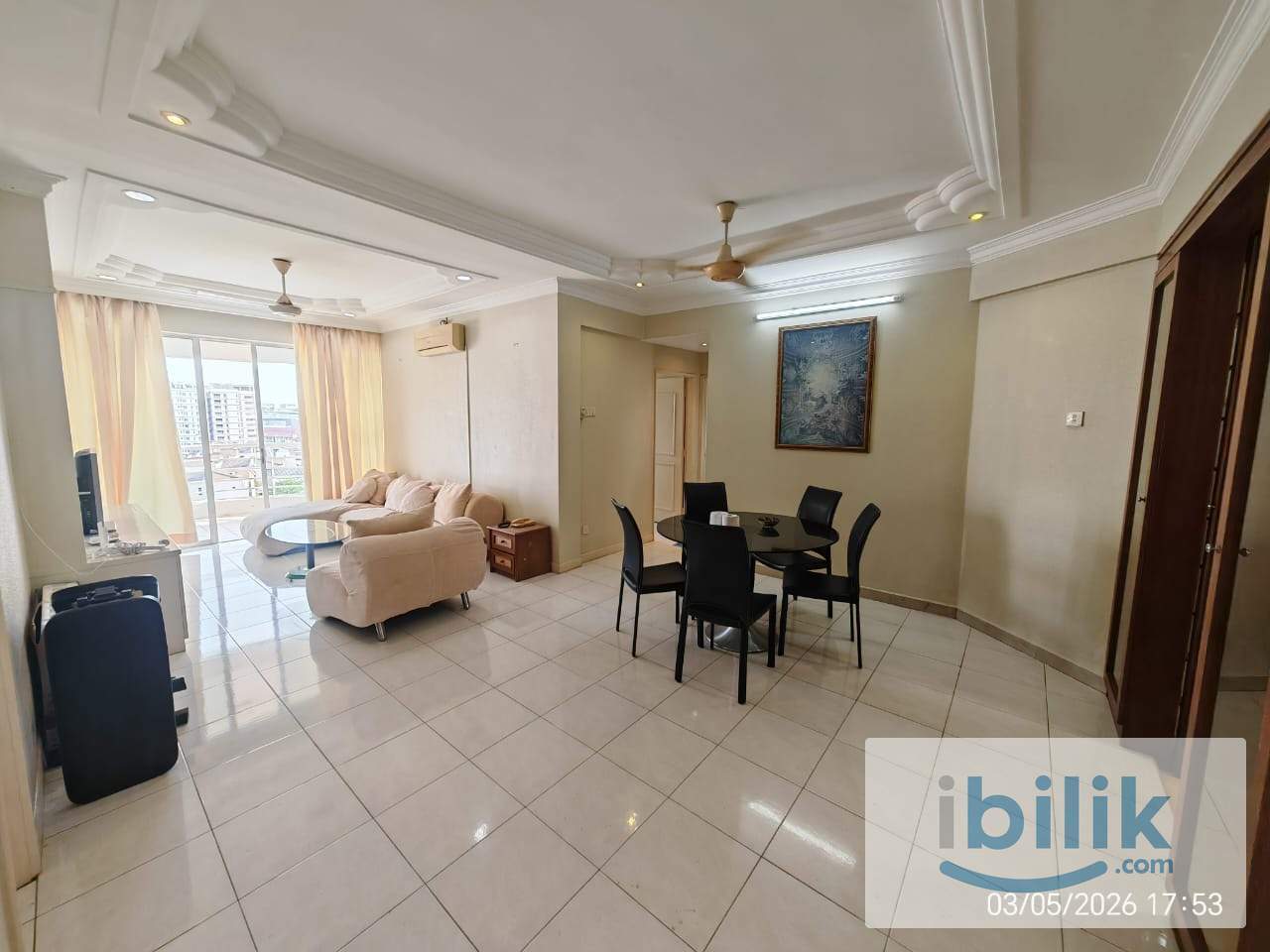 Middle Room with own bathroom - Image 1