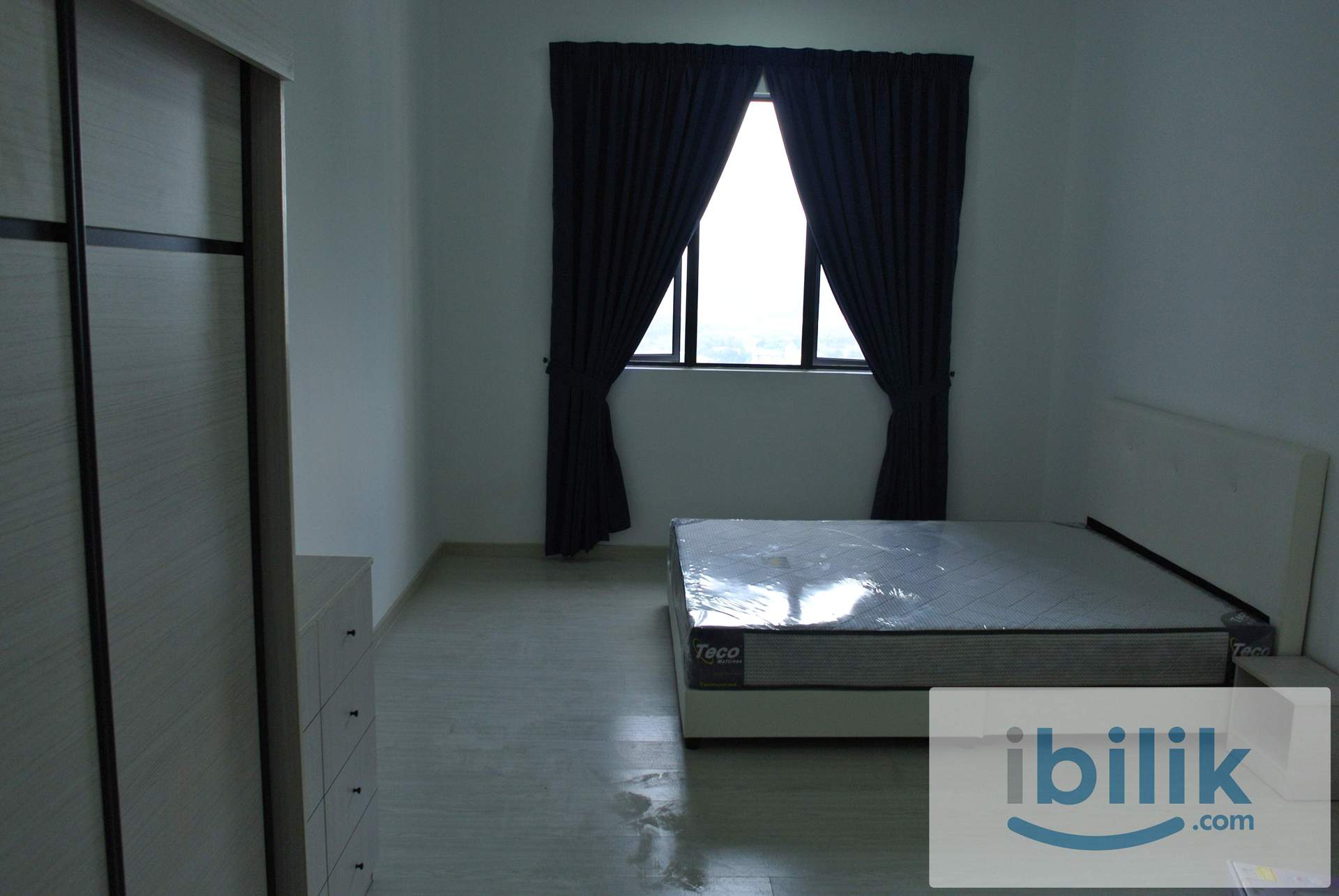 The Cheapest Master Room in Hamilton Residence, Link-Bridge to Sri Rampai LRT - Image 1