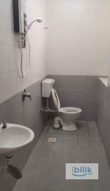Comfy small mid room for rent at mentari court 1 - Image 3