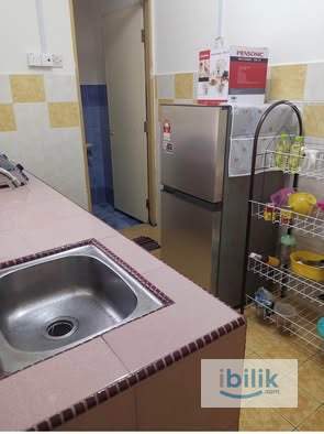 Comfy small mid room for rent at mentari court 1 - Image 5