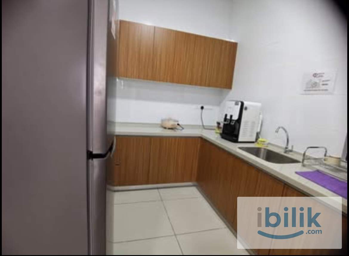 Comfy middle room for rent at verando residence  - Image 3